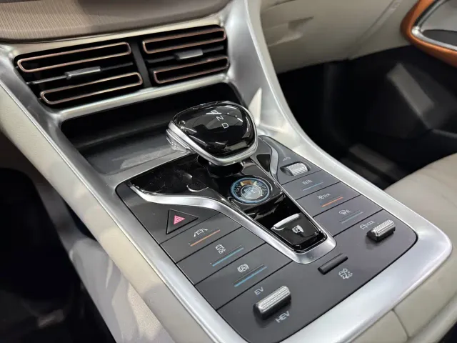 BYD Song Pro — Фото автомобиля 9