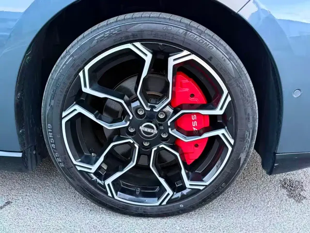 Nissan N7 — Фото автомобиля 20