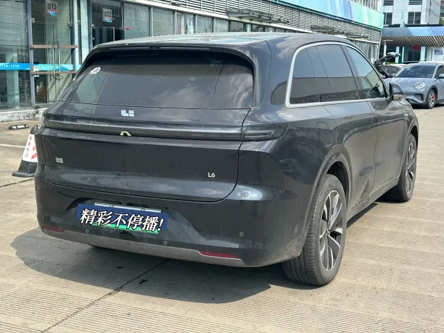 Li Auto L6 — Фото автомобиля 8