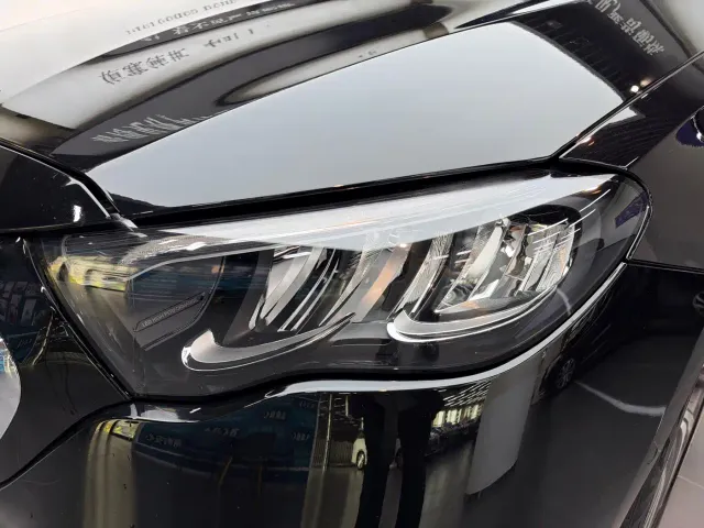 Mercedes-Benz E-Class — Фото автомобиля 18