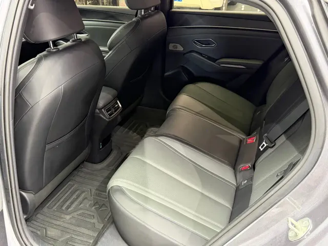 BYD Qin L — Фото автомобиля 15