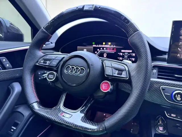 Audi A4 — Фото автомобиля 14