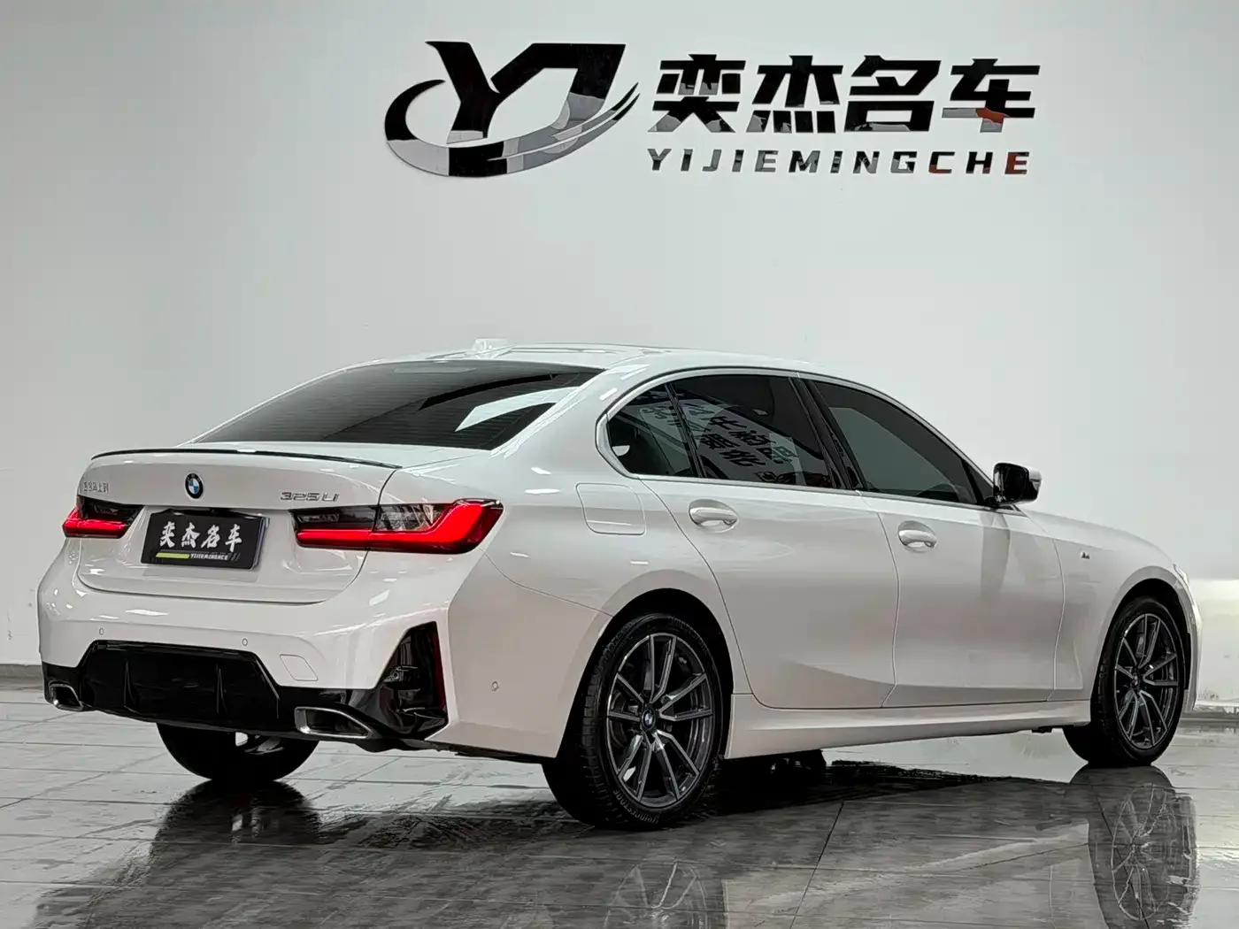 BMW BMW 3 Series 2025 325Li M Sport Package — Фото автомобиля 7