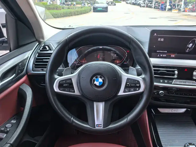 BMW X4 — Фото автомобиля 12