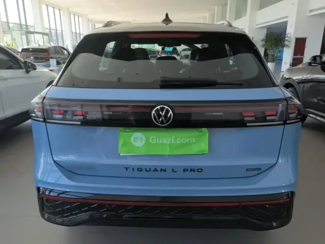 Volkswagen Tiguan L — Фото автомобиля 5