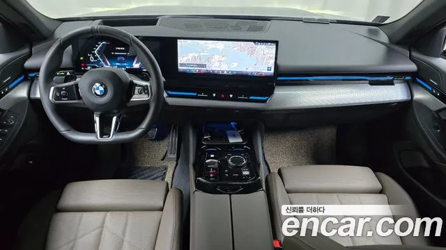 BMW 5 Series G60 — Фото автомобиля 10