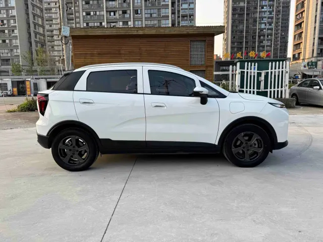 Geely Geometry E Firefly — Фото автомобиля 4