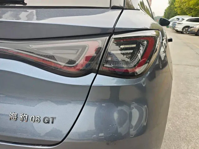 BYD Seal 06 GT — Фото автомобиля 14