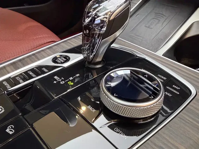 BMW X5 — Фото автомобиля 9