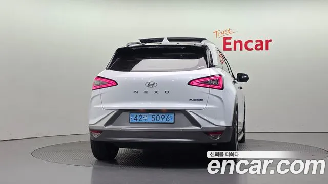 Hyundai Nexo Nexo Premium — Фото автомобиля 4