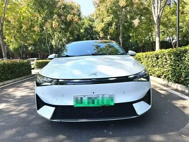 Xpeng P5 — Фото автомобиля 5