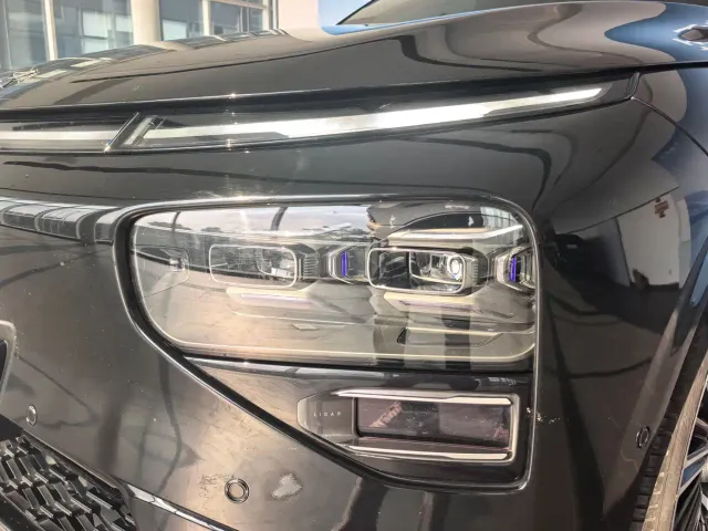 Xpeng G9 — Фото автомобиля 3