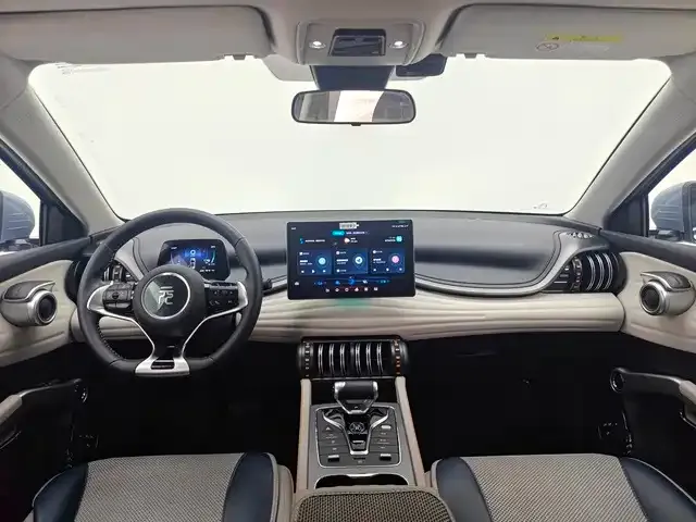 BYD Yuan PLUS — Фото автомобиля 9