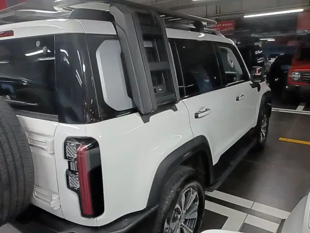 BAIC BJ40 — Фото автомобиля 6