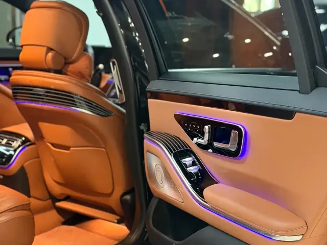 Mercedes-Benz S-Class — Фото автомобиля 4