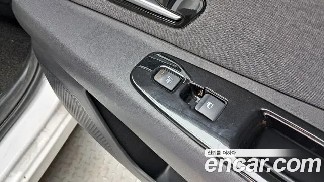 Hyundai AVANTE Avante (CN7) — Фото автомобиля 27