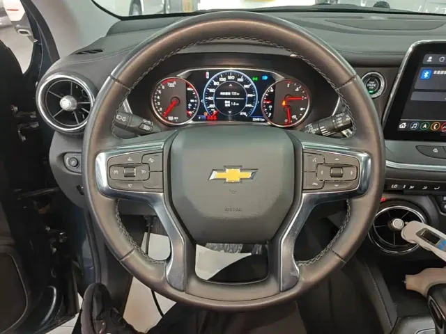 Chevrolet Trailblazer — Фото автомобиля 10