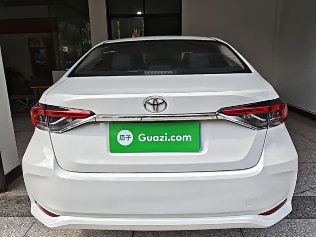 Toyota Corolla — Фото автомобиля 5