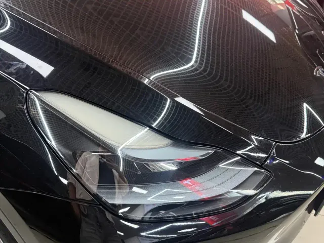 Tesla Model Y — Фото автомобиля 15