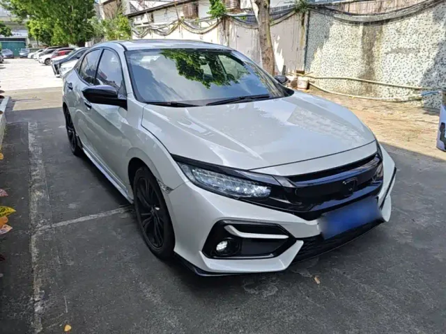 Honda Civic — Фото автомобиля 3