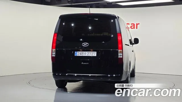 Hyundai Staria Staria Tourer 9 мест — Фото автомобиля 4