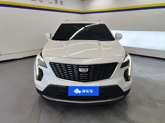 Cadillac XT4 — Фото автомобиля 2