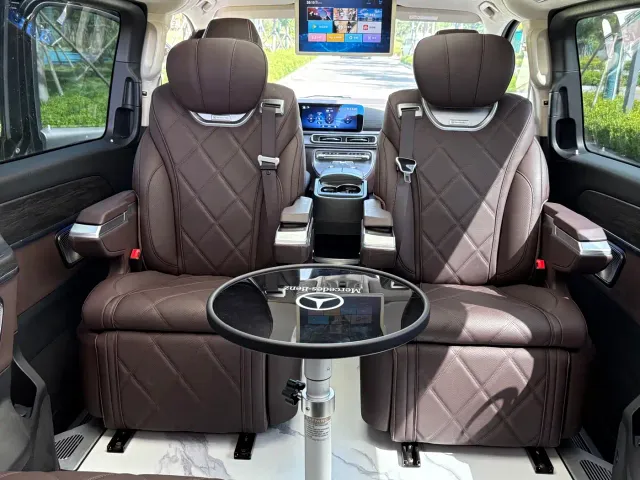Mercedes-Benz V-Class — Фото автомобиля 8