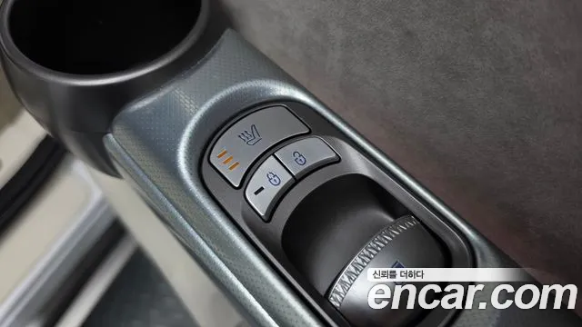 Genesis GV60 — Фото автомобиля 30