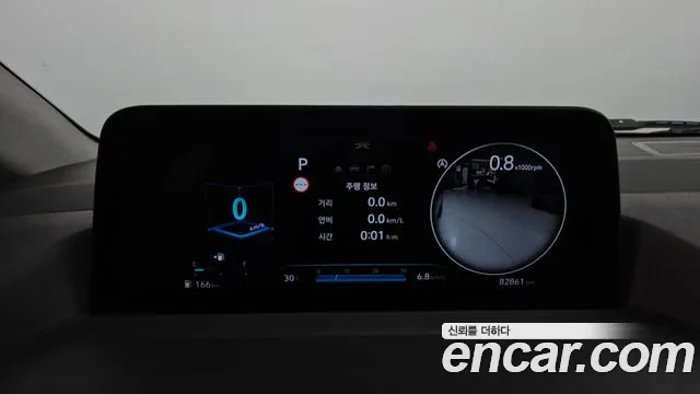 Hyundai Staria Staria 4WD Lounge 9 мест — Фото автомобиля 8