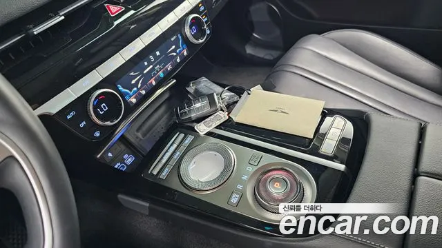 Genesis G80 Бензин 2.5 турбо AWD — Фото автомобиля 9