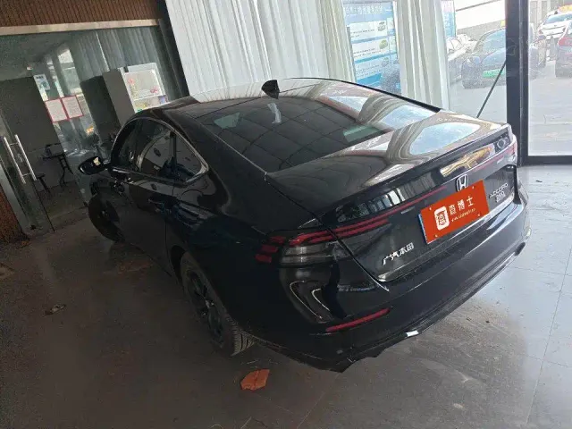 Honda Accord — Фото автомобиля 6