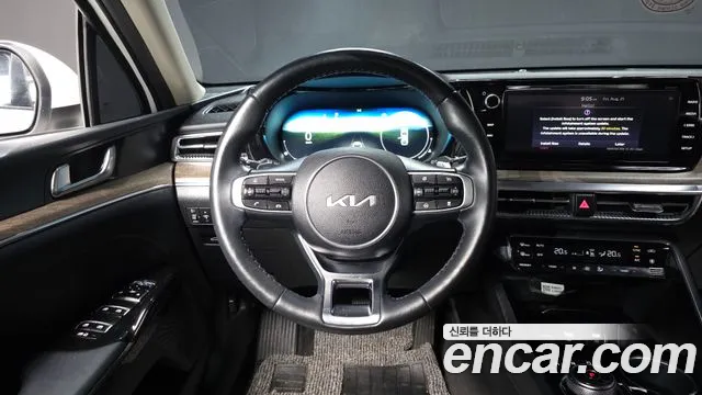 Kia K5 Generation 3 — Фото автомобиля 13