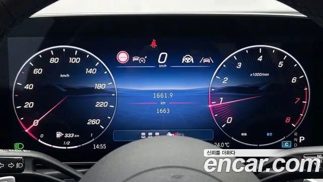 Mercedes-Benz E-Class — Фото автомобиля 8