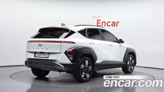Hyundai Kona SX2 — Фото автомобиля 2