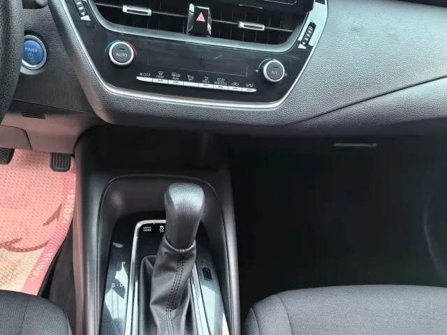 Toyota Corolla — Фото автомобиля 9