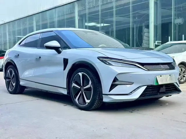 BYD Song L EV — Фото автомобиля 2