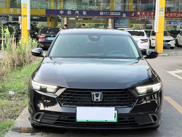Honda Accord — Фото автомобиля 2