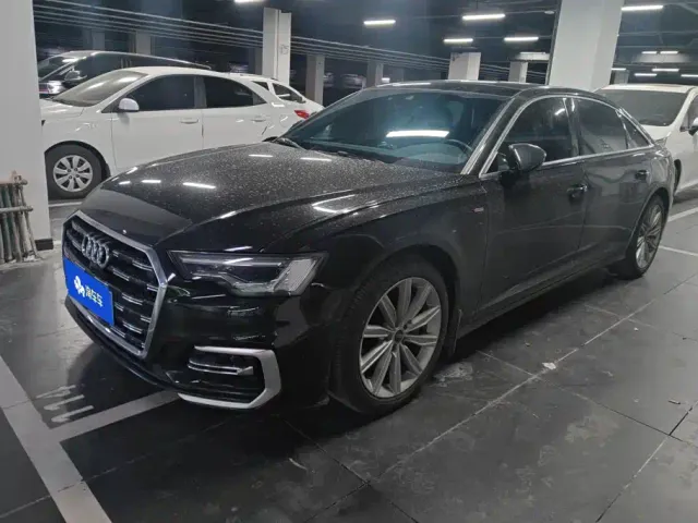 Фотография автомобиля — Audi A6L