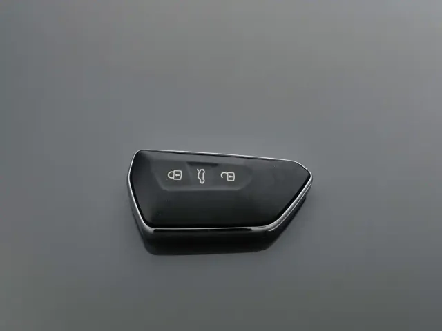 Volkswagen Golf — Фото автомобиля 19