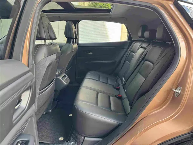 Nissan Ariya — Фото автомобиля 10