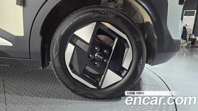 Kia EV3 — Фото автомобиля 6