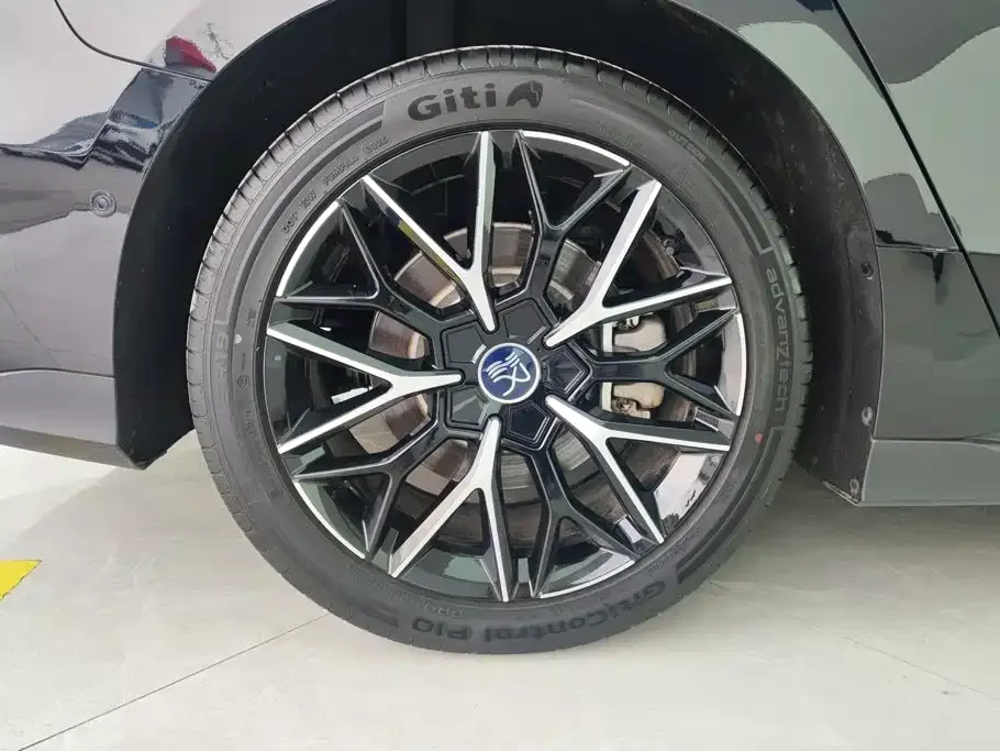 BYD Han 2025 EV Smart Drive Edition 506KM Premium — Фото автомобиля 6