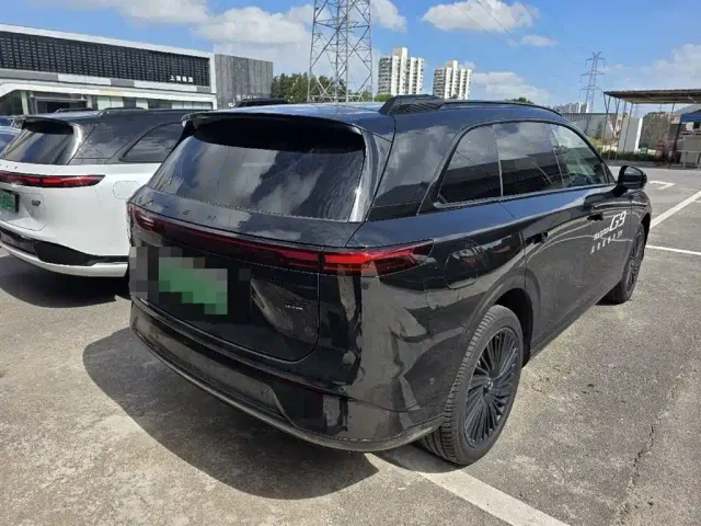 Xpeng G9 — Фото автомобиля 4