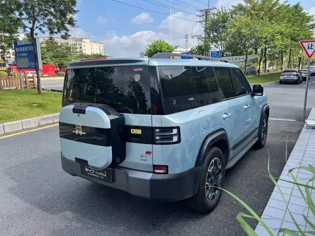 BYD FangChengBao Titanium 7 — Фото автомобиля 11