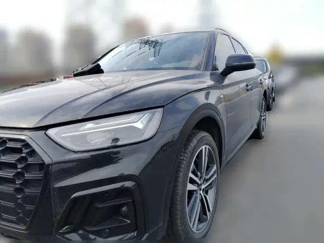 Фотография автомобиля — Audi Q5L