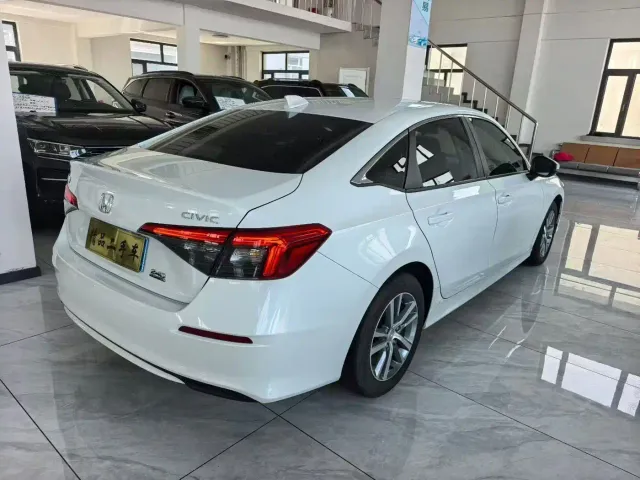 Honda Civic — Фото автомобиля 6