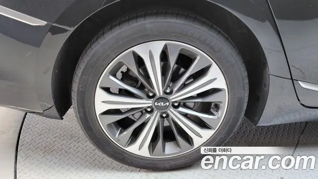 Kia K8 K8 Hybrid — Фото автомобиля 5