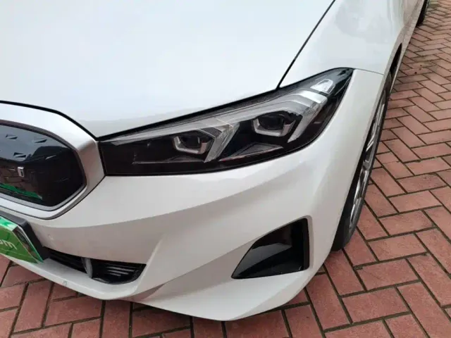 BMW i3 — Фото автомобиля 23