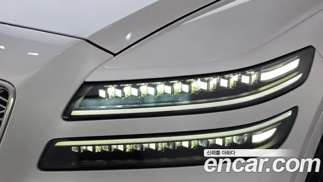 Genesis GV80 2.5T Бензин AWD — Фото автомобиля 6