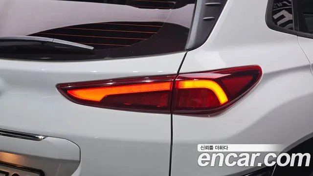Hyundai Kona Новый Kona Бензин 1.6 турбо 2WD — Фото автомобиля 22